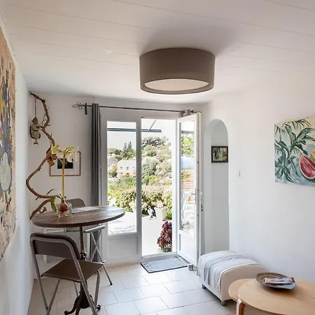 Absolument Levant Appartement Île du Levant